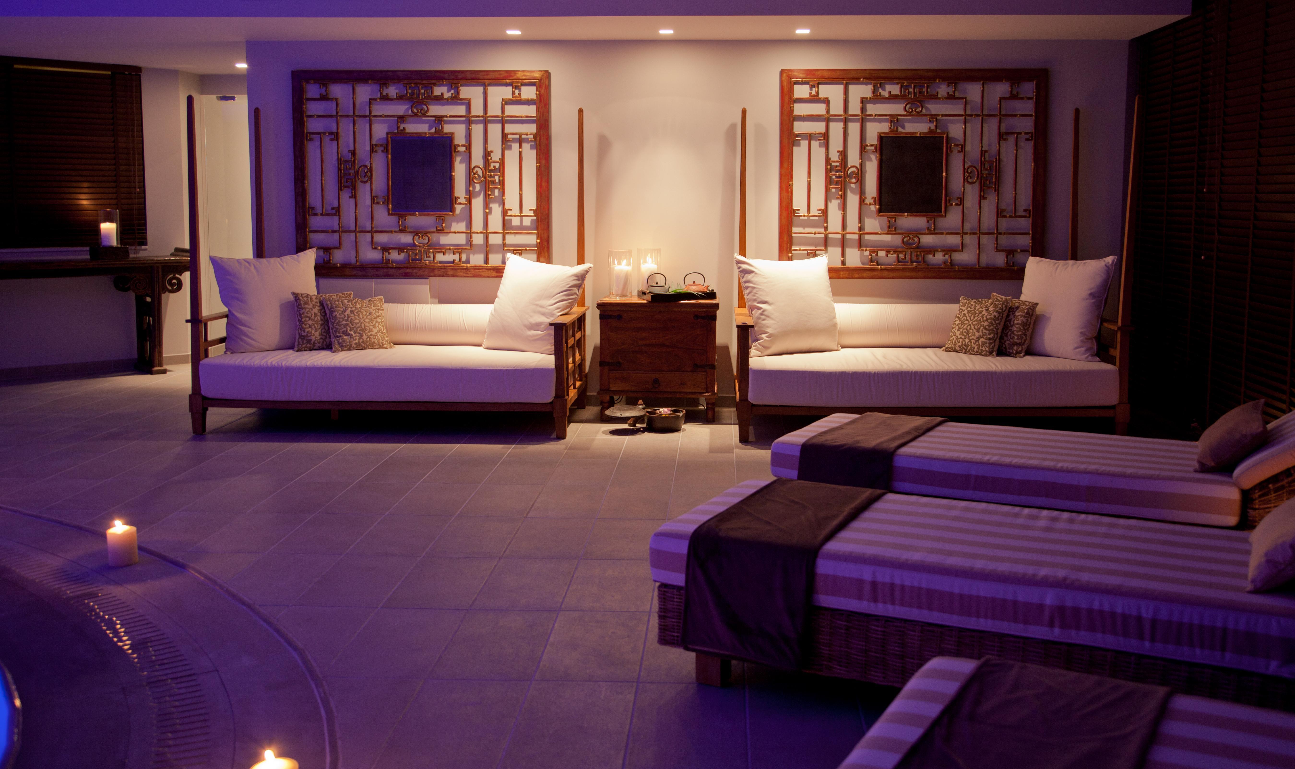 호텔 뒤 락 콩그레스 센터&스파 이오아니아 외부 사진 The spa at The Oberoi, Mumbai